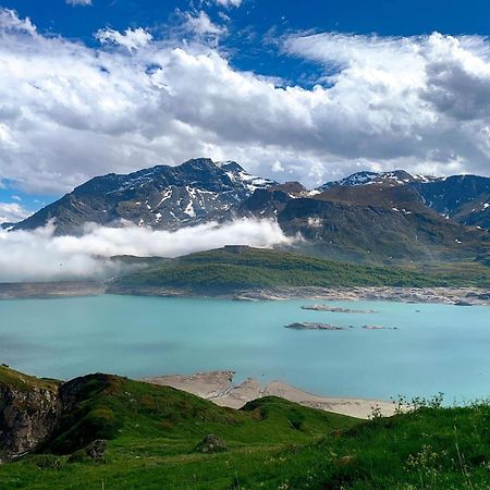 Les Roches Blanches Hotell Lanslebourg-Mont-Cenis Eksteriør bilde
