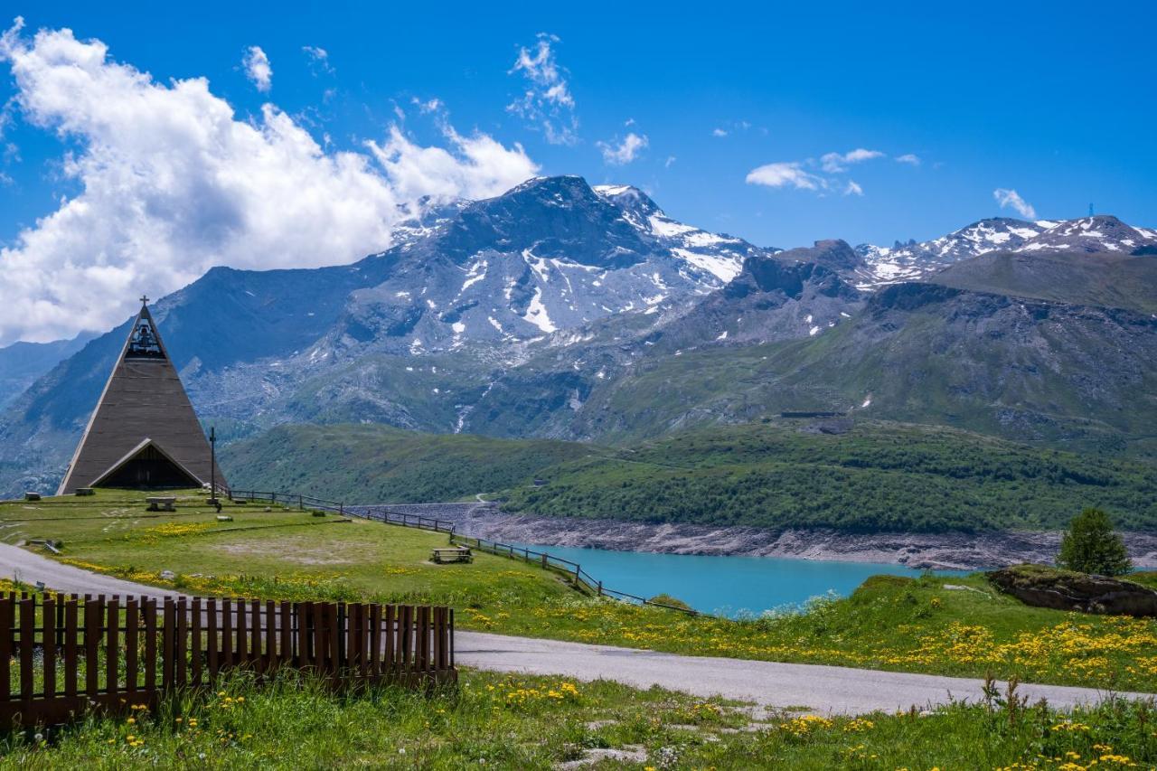 Les Roches Blanches Hotell Lanslebourg-Mont-Cenis Eksteriør bilde